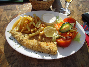 ricas-beach-bar-fish-and-chips